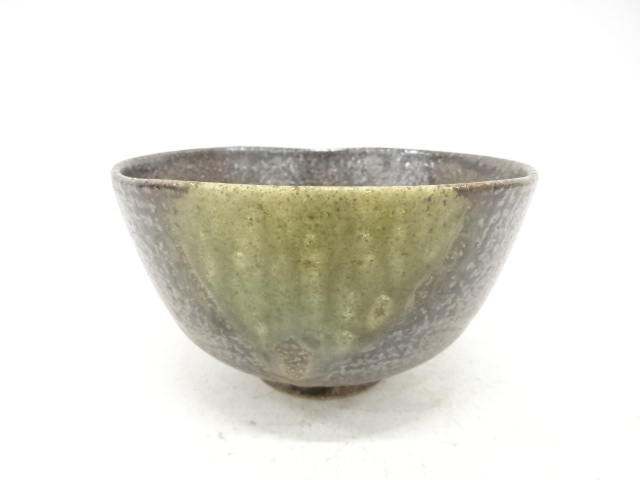 JAPANESE TEA CEREMONY / SHIGARAKI WARE TEA CHAWAN / ARTISAN WORK